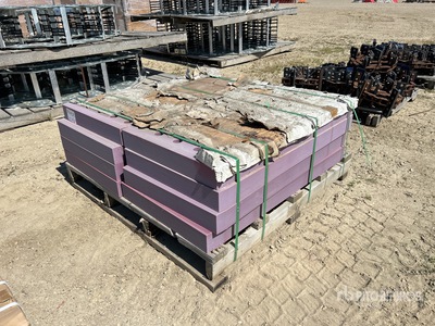 Quantity of (8) 24 x 46 in Pads Accessorio per gru