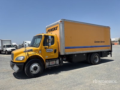 2017 Freightliner M2106 4x2 Camion fourgon