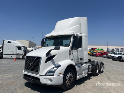 2020 (unverified) Volvo VNR300 6x4 T/A Day Cab Truck Tractor