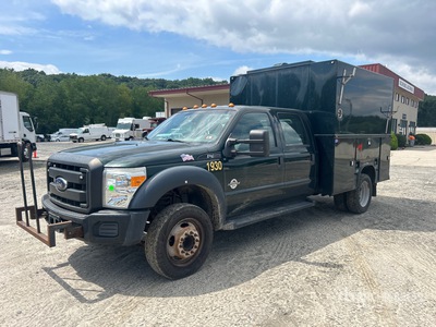 2016 Ford F-450 XL 4x2 Crew Cab Camion utilitaire
