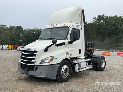 2019 Freightliner Cascadia 116 4x2 S/A Day Cab Truck Tractor