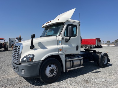 2019 Freightliner Cascadia 125 4x2 T/A Dagcabine Trekker