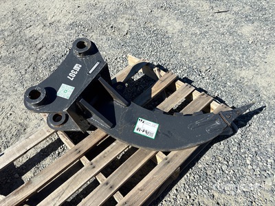 30 in Excavator Ripper (Unused)