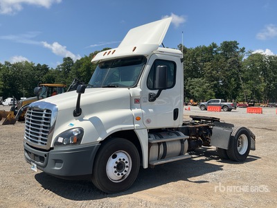 2018 Freightliner Cascadia 125 4x2 S/A Day Cab Truck Tractor