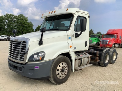 2016 Freightliner Cascadia 125 6x4 3-Achs Sattelzugmaschine