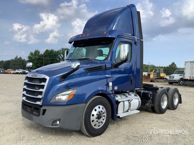 2020 Freightliner Cascadia 126 T/A Day Cab Truck Tractor