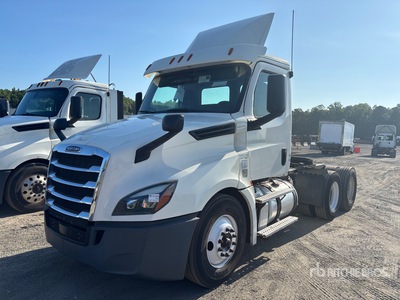 2019 Freightliner Cascadia 126 6x4 Cabeza Tractora Cabina Corta