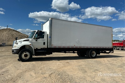 2009 International 4300 4x2 Van Truck