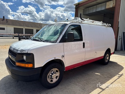 2011 Chevrolet Express 2500 Fourgon cargo (Inoperable)