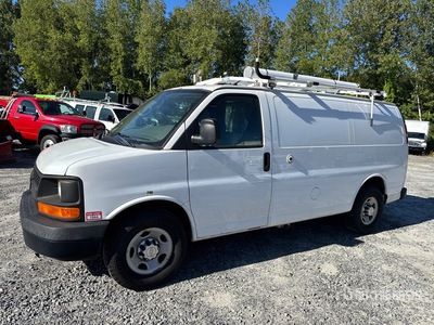 2013 Chevrolet Express 2500 Cargo Van