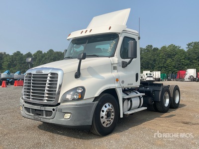2017 Freightliner Cascadia 125 6x4 T/A Day Cab Truck Tractor