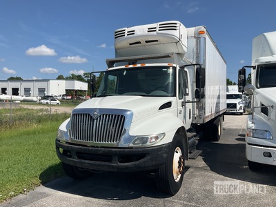2005 International 8600 4x2 Refrigerated Truck (Inoperable)