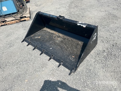 66 in Skid Steer Bucket