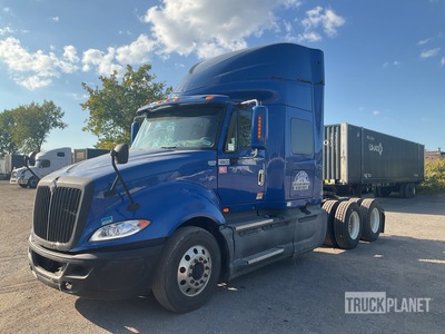 2014 International ProStar 6x4 122 تراكتور شاحنة كابينة النوم (ثنائية المحور)
