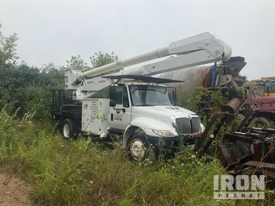 2006 Altec AA755L 700 lb Articulated Boom on 2007 International 4300 4x2 Boom Truck (Inoperable)