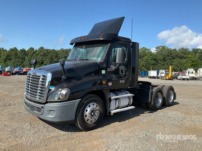 2019 Freightliner Cascadia 125 T/A Day Cab Truck Tractor
