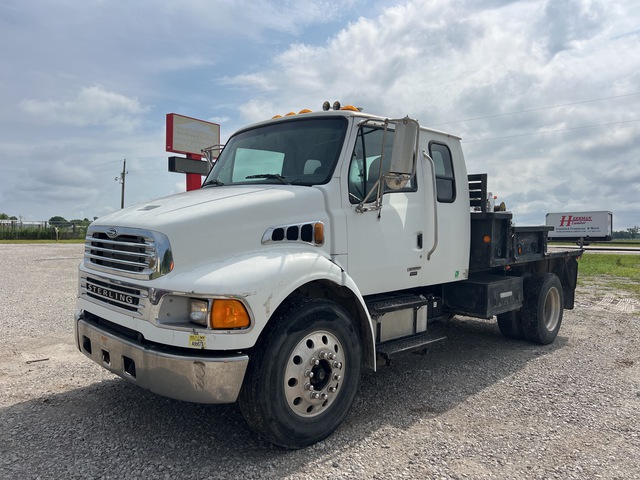 2007 Sterling LT9500 4x2 Extended Cab Acterra Flatbed Truck 2007 Sterling LT9500 4x2 Extended Cab Acterra Flatbed Truck