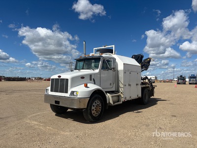 2004 Peterbilt 330 4x2 Servicewagen