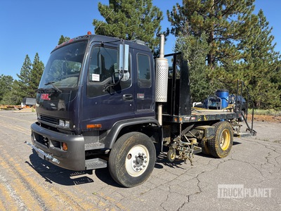 2002 GMC 7500 4x2 striper truck