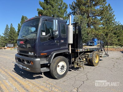 2002 GMC T7500 4x2 Paint Striping Truck