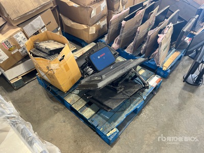 Quantity of Monitors and Stands