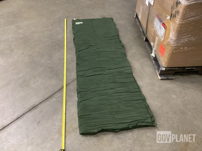 (82) Self-Inflating Sleeping Mats