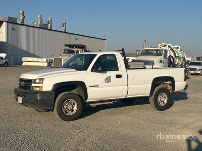 2006 Chevrolet Silverado 2500 HD 4x2 Pickup
