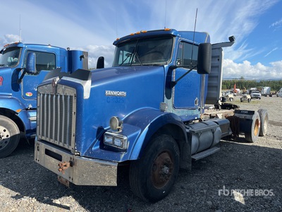 2002 Kenworth T800 6x4 T/A Day Cab Truck Tractor (Inoperable)
