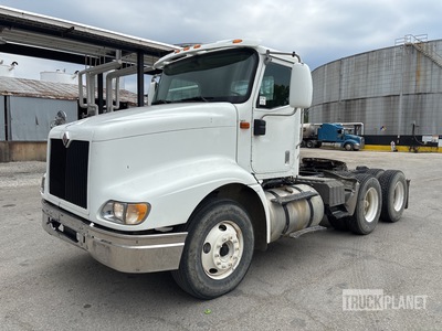 2003 International 9100i 6x4 T/A Day Cab Truck Tractor