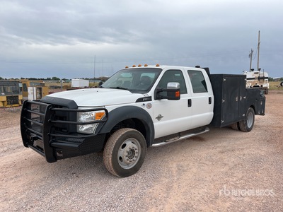 2012 Ford F-450 XL 4x2 Crew Cab サービスカー