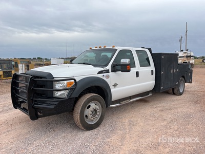 2012 Ford F-450 XL 4x2 Crew Cab Camion de servicios