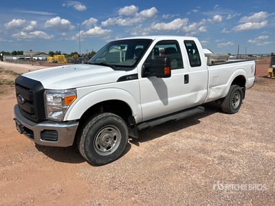 2014 Ford F-350 XL 4x4 Extended Cab Pickup