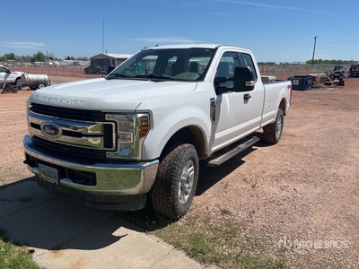 2018 Ford F-250 STX 4x4 Extended Cab Pickup