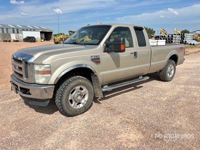 2010 Ford F-250 XLT 4x4 Extended Cab Pickup