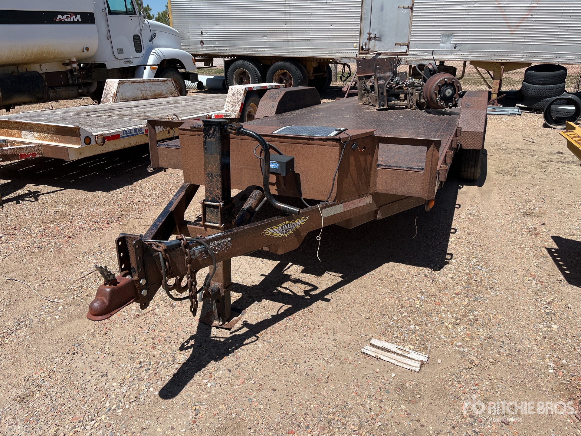 2007 H & H T/A Tilt Deck Trailer