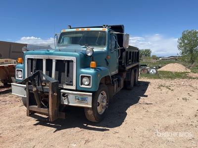 1995 International 2574 6x4 Tipper Truck