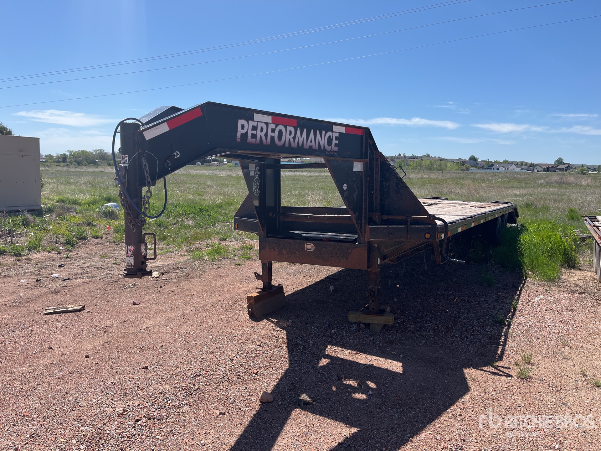 2011 Parker CF322 27 ft T/A Gooseneck Equipment Trailer
