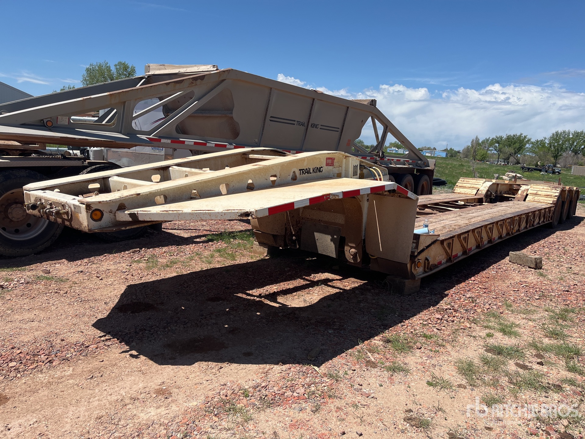 2007 Trail King TK110HDG533 55 ton Tri/A Removable Gooseneck Lowboy Trailer