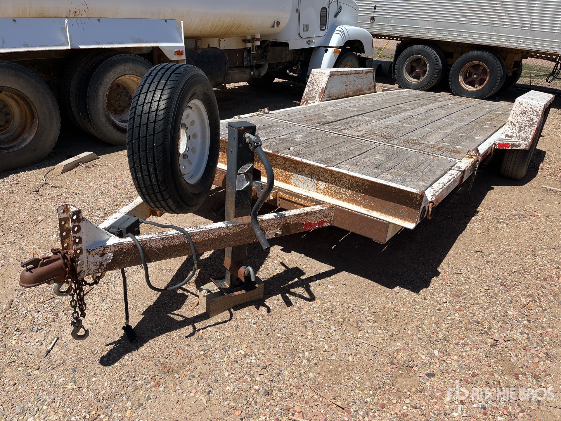 2005 Trailmax T-12-UT T/A Tilt Deck Trailer