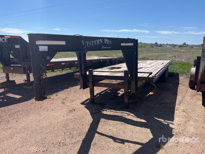 1999 Western Pro 24 ft T/A Gooseneck Flatbed Trailer