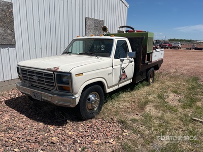 1982 Ford F-350 Wózek spawalniczy