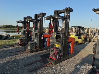 2018 Toyota 7BPUE15 3000 lb Order picker