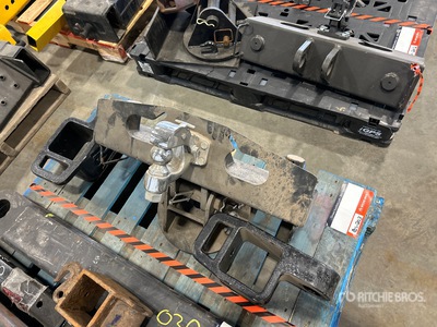 Tow Truck Underbody 5th wheel attachment Varios