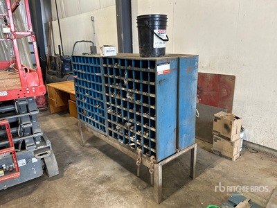 Quantity of (4) Bolt Bin