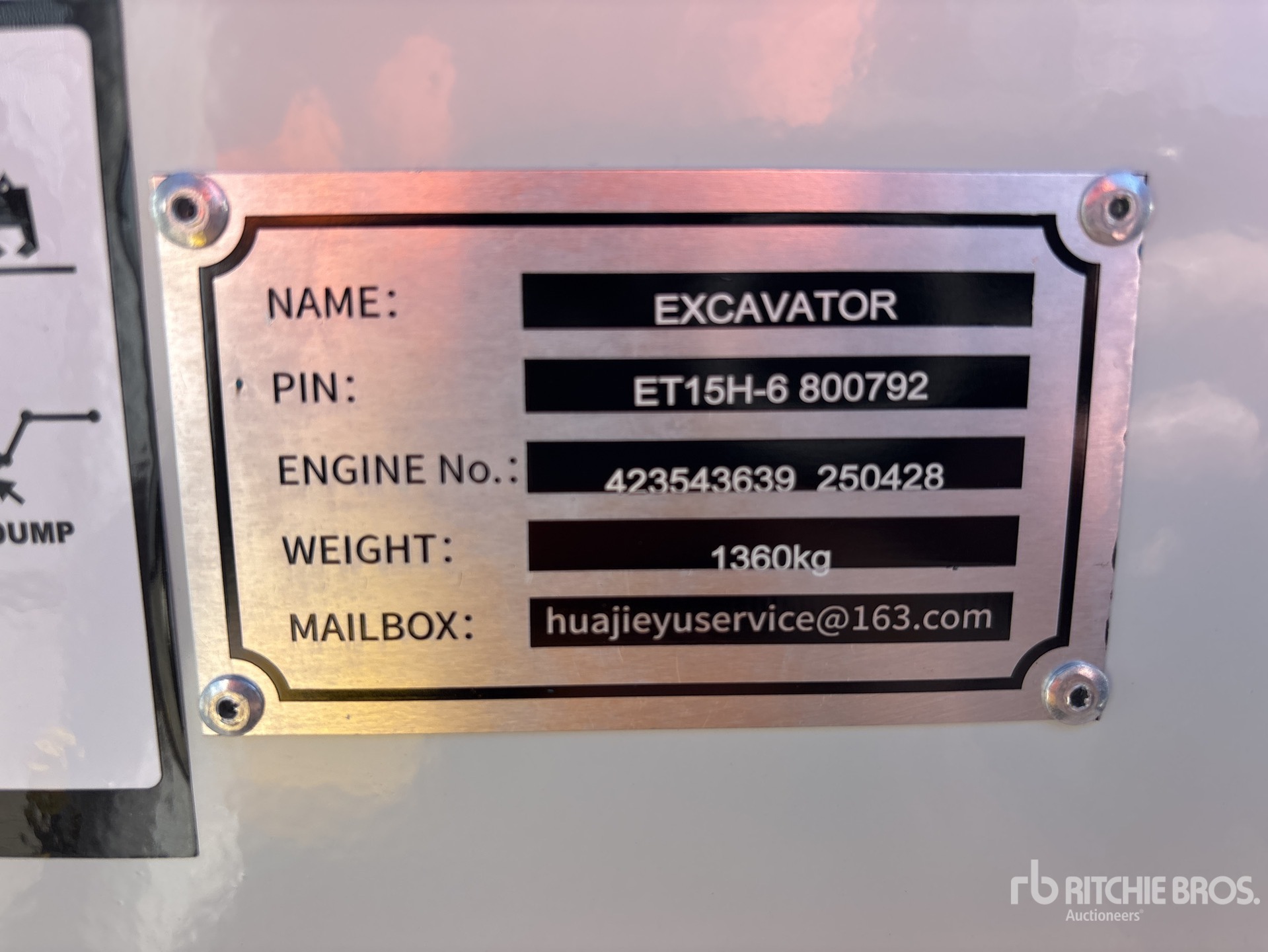 2025 BTTL BTTL15 Mini Excavator (Unused)