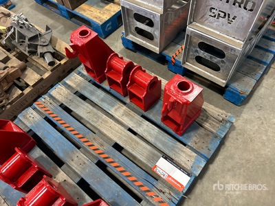 Quantity of Towing High Stands & Receivers Varios (Unused)
