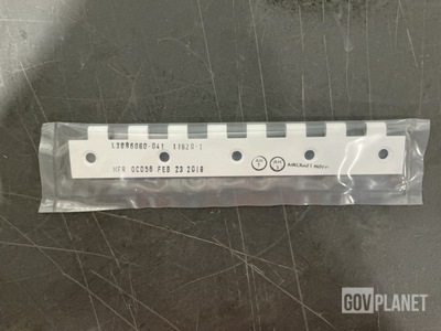 (10) L3096060-041 Aircraft Hinges