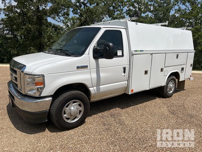 2023 Ford E-350 4x2 Utility Truck