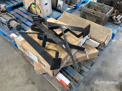 Quantity of Rear Fender Mounting Hardware Varios, piezas para camion