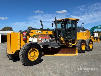 2016 John Deere 772G AWD Motoniveladora